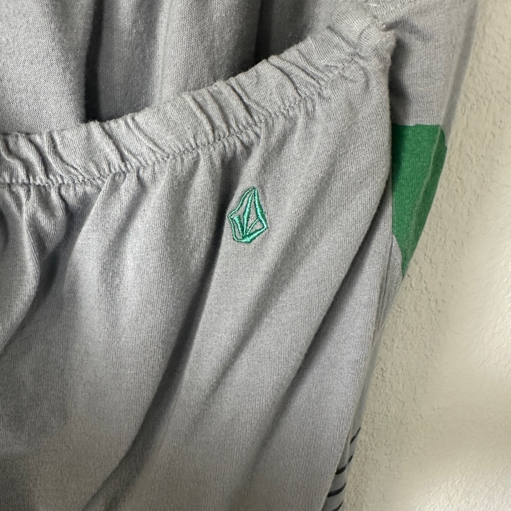 Volcom Halter Top - Picture 3 of 6